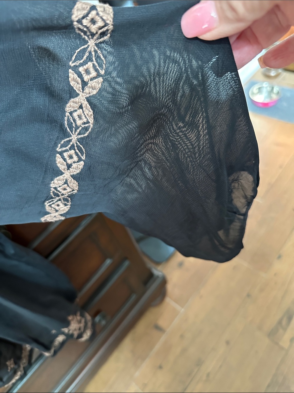 Lucky Brand Black Boho Peasant Blouse with Beige Embroidery - Picture 4 of 4